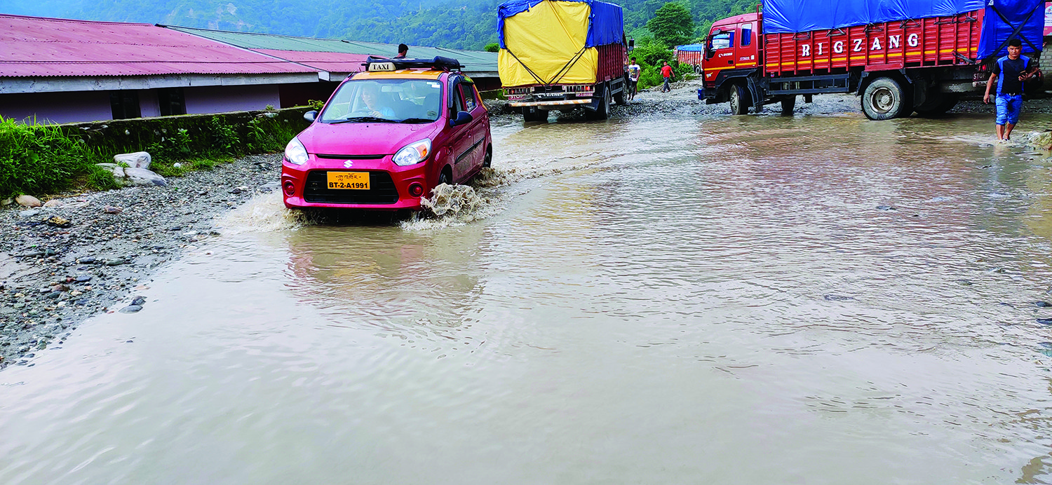 Commuting the road along Amochhu turns nightmare