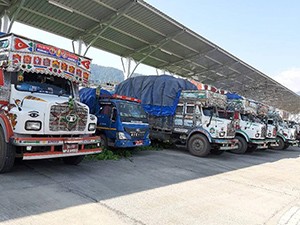 Mini dry port to be used as temporary parking for potato trucks