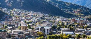 House prices likely to drop by 10% from September